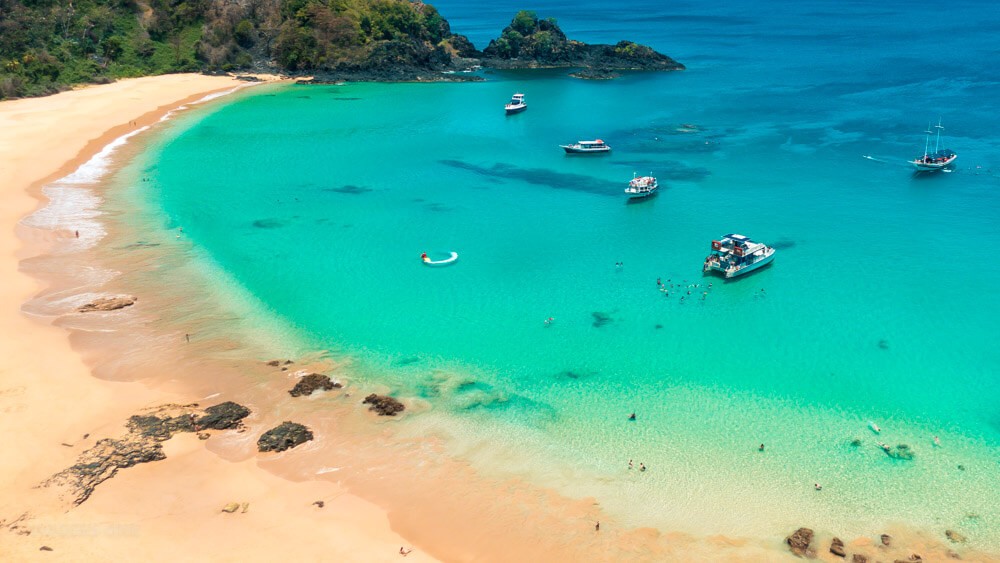 Essas são as 8 praias mais bonitas do Brasil