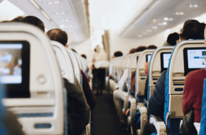Passagem aérea por R$ 200 no Brasil: como funciona e quem pode comprar?